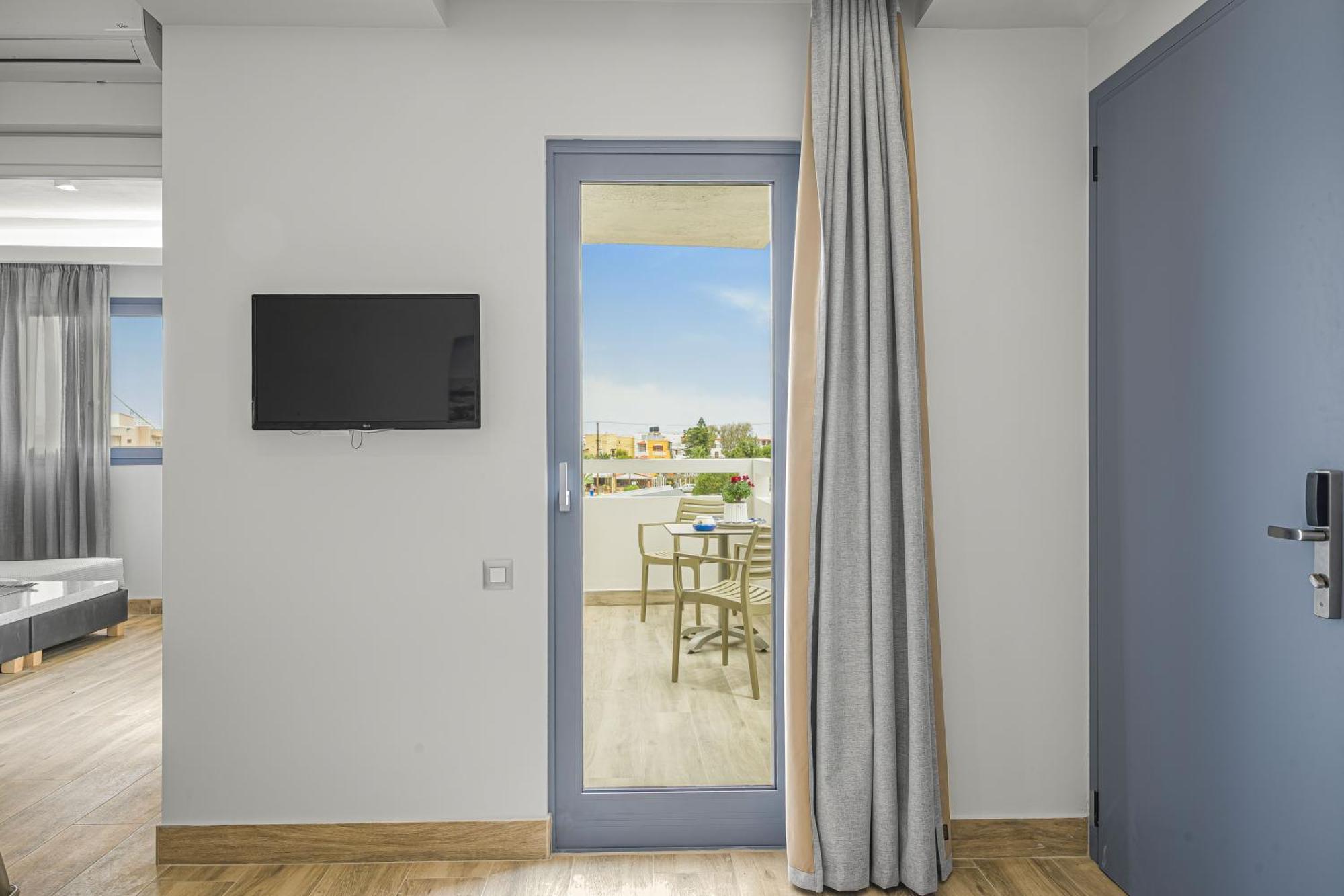 Sergiani Garden Hotel Apartments Stalida Екстериор снимка